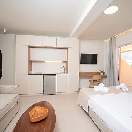 Ck Apartments Нидри Екстериор снимка