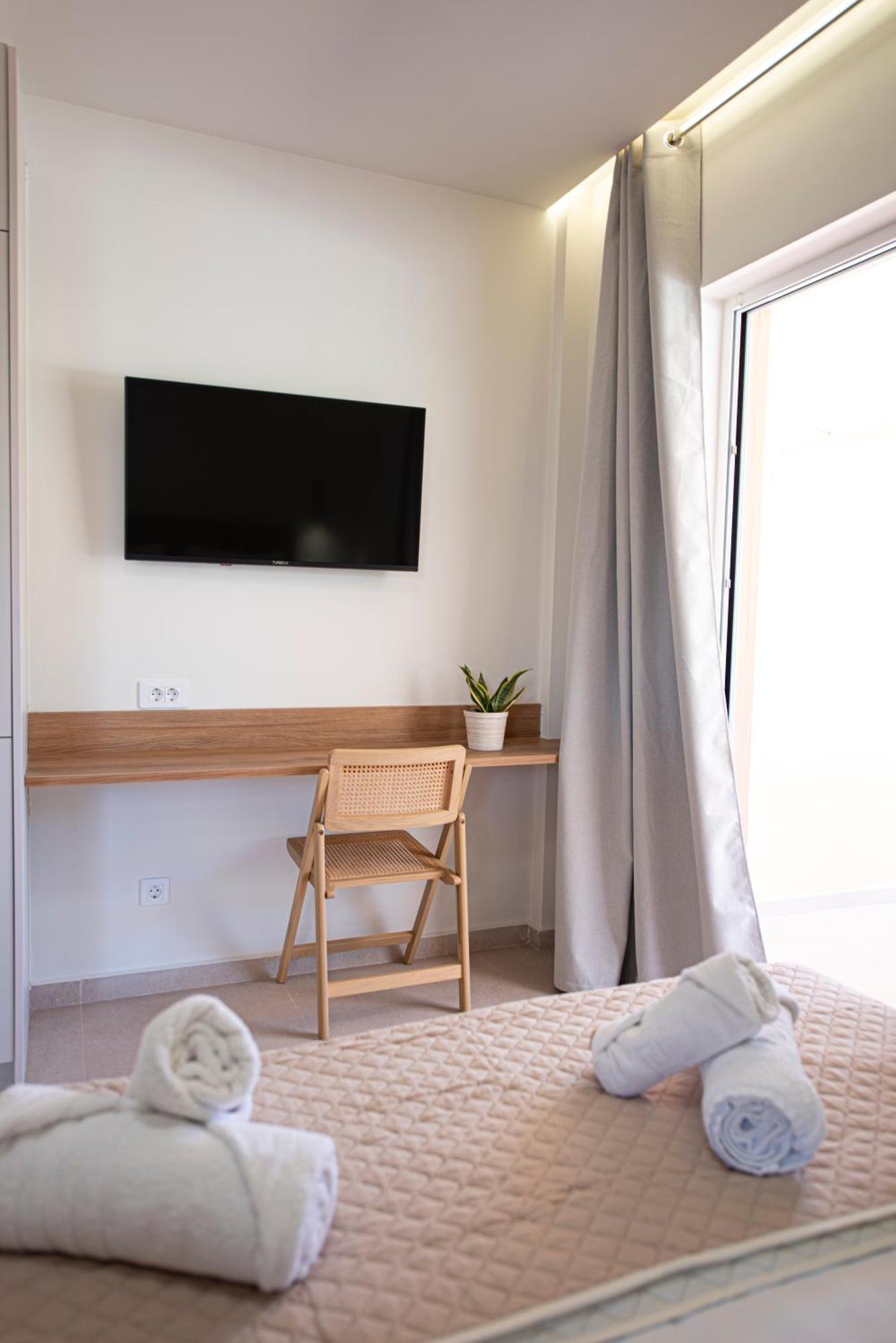 Ck Apartments Нидри Екстериор снимка